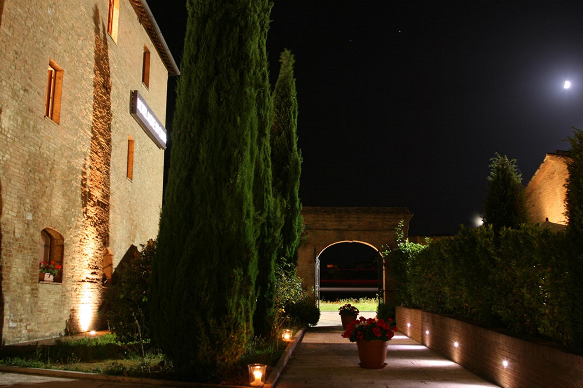 Hotel More Di Cuna Monteroni dʼArbia Kültér fotó