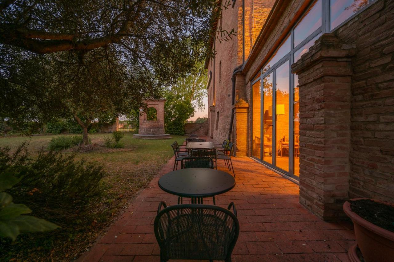 Hotel More Di Cuna Monteroni dʼArbia Kültér fotó